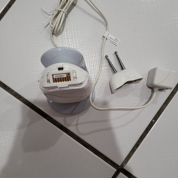 Nuface Trinity (2013 version, 1st generation) + Effective Lip & Eye Attachment - Picture 6 of 16